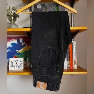 Free People We The Free “Pacifica” High Rise Straight Jeans Black Denim(Size 29)